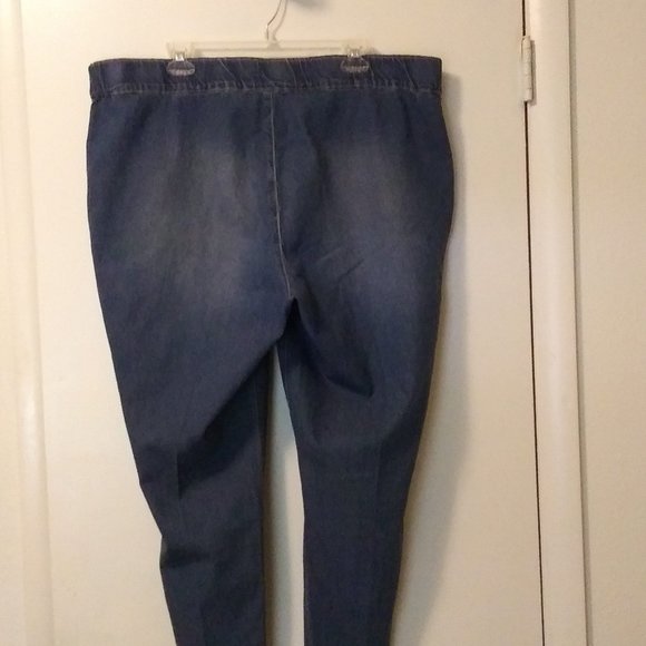A3 Denim Stretch Waist Pull On 2 Pocket Cropped Super Soft Jean Size 20W - Picture 2 of 3